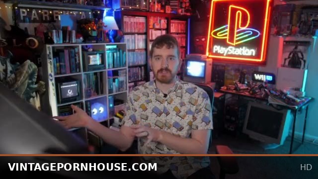 Professor creates the ultimate retro room for vintage fun