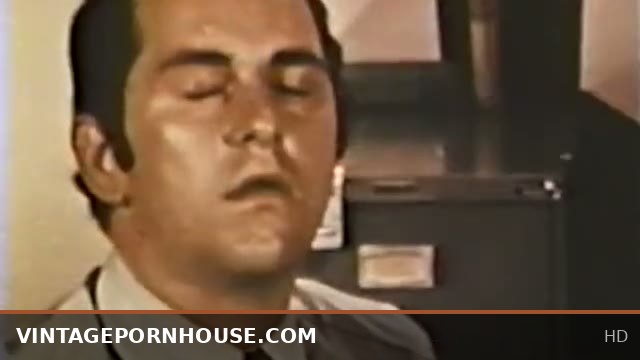 Vintage peepshow loops from the 70s and 80s scene 2
