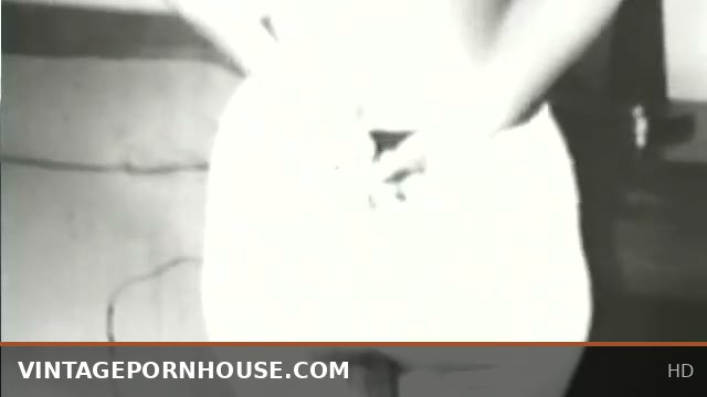 Softcore nude scenes from the 40s and 50s, scene 4